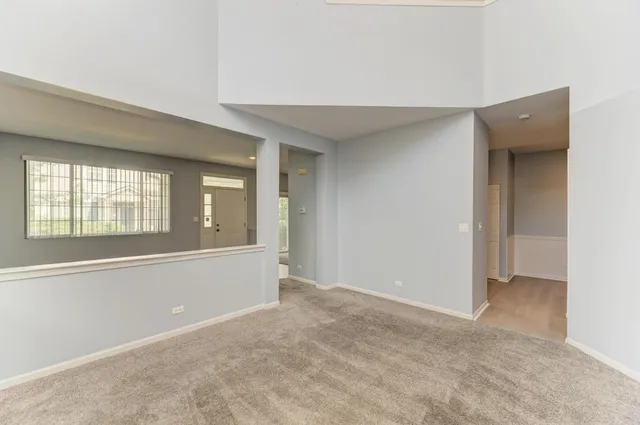 $345,000 | 2279 Reflections Drive, Aurora, IL 60502