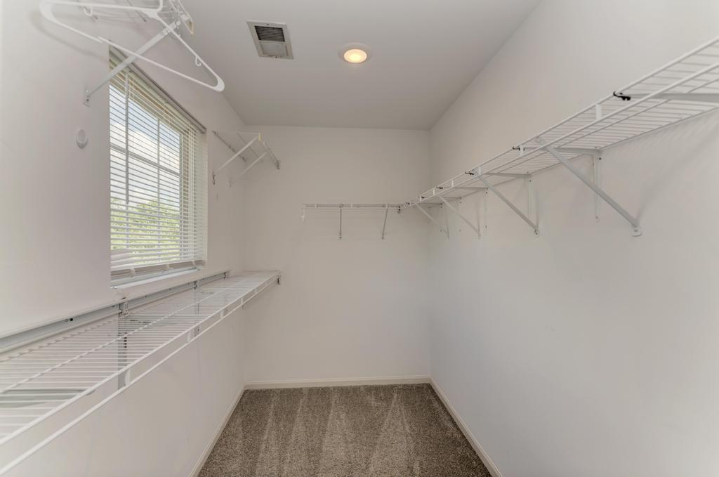 2279 Reflections Drive Aurora, IL 60502 - Photo 25 of 39