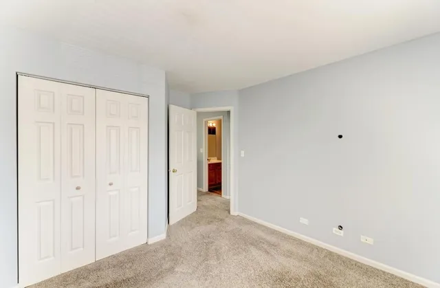 $345,000 | 2279 Reflections Drive, Aurora, IL 60502