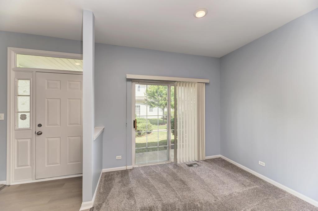 2279 Reflections Drive Aurora, IL 60502 - Photo 10 of 39