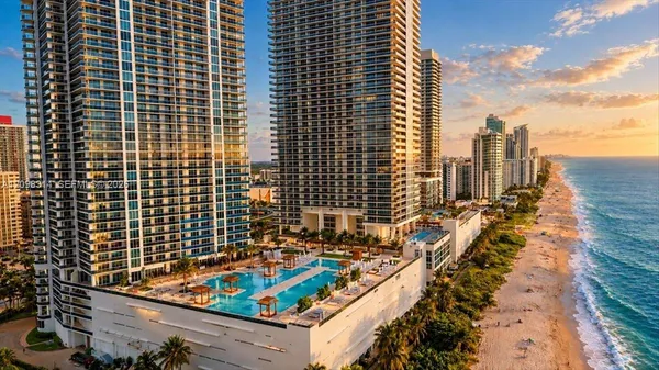 $4,700 | 1830 South Ocean Drive, Unit 3607, Hallandale Beach, FL 33009