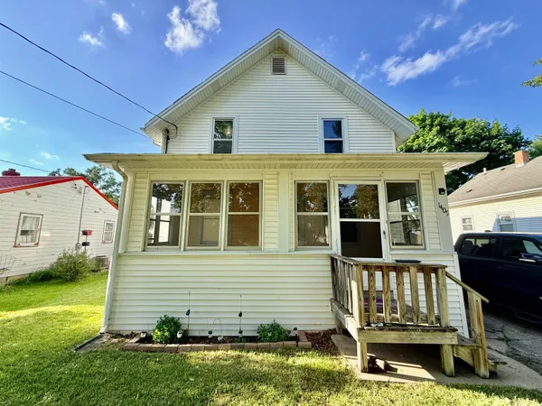 $179,900 | 1409 Middle Street, Beloit, WI 53511