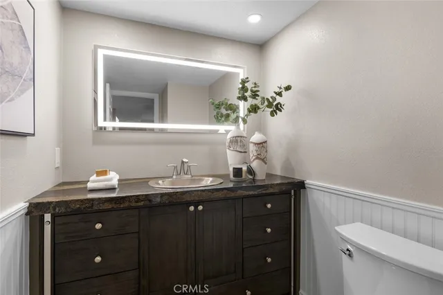 $1,549,500 | 21992 Cayuga Lane, Lake Forest, CA 92630