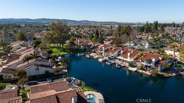 $1,549,500 | 21992 Cayuga Lane, Lake Forest, CA 92630