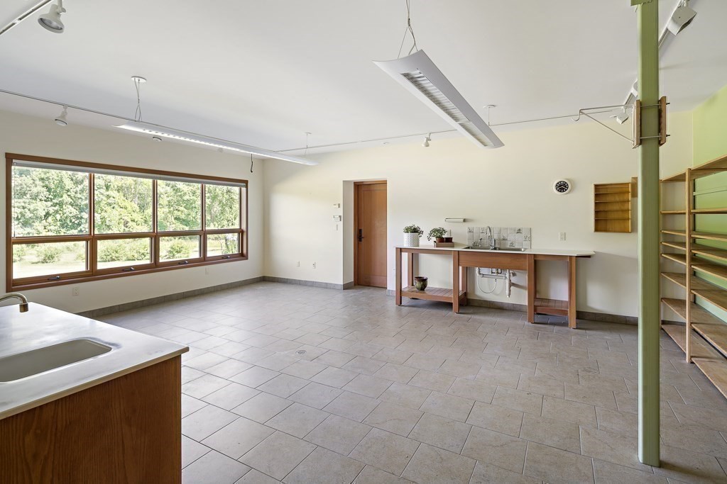 84 Littleton County Road Harvard, MA 01451 - Photo 37 of 41