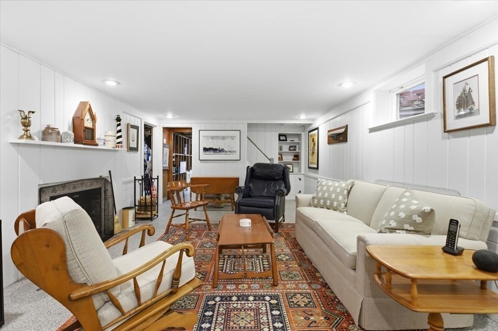 65 Walpole Street Dover, MA 02030 - Photo 31 of 41