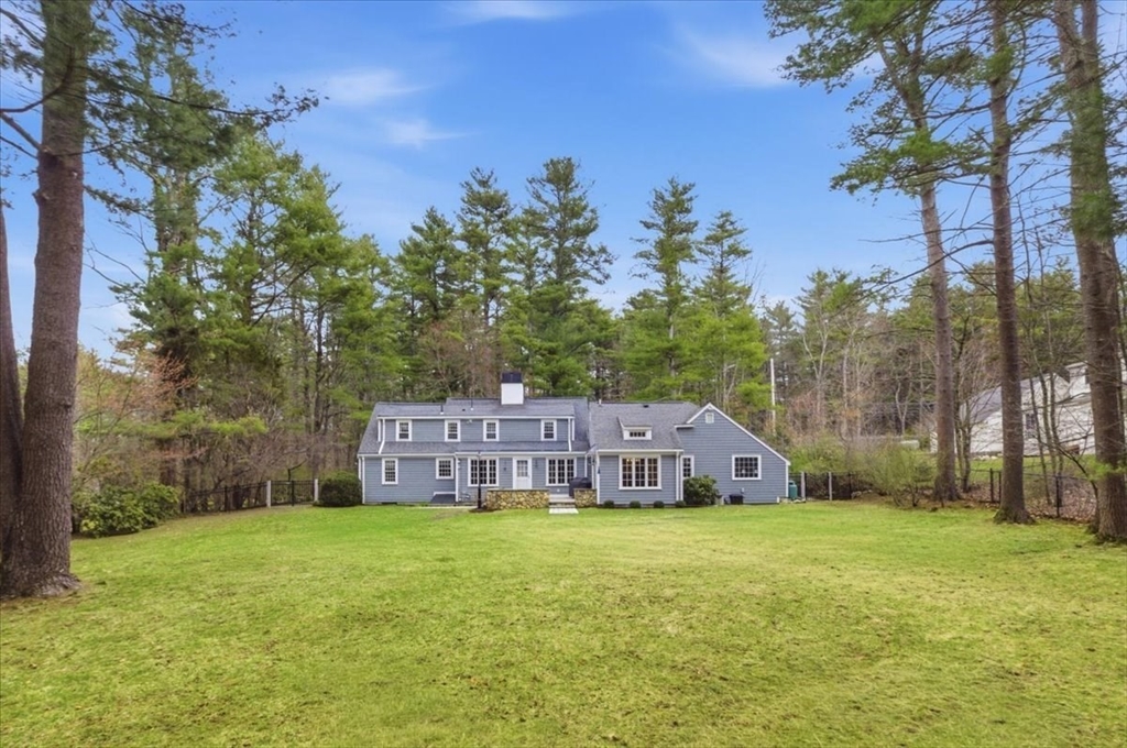 65 Walpole Street Dover, MA 02030 - Photo 33 of 41