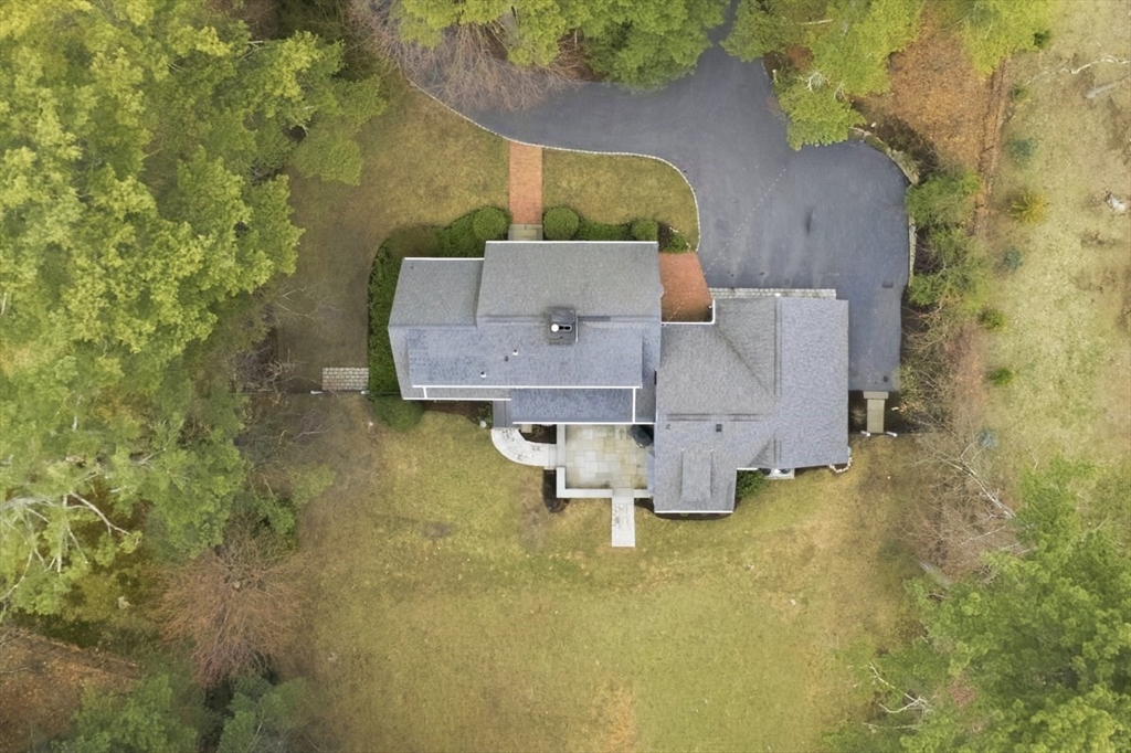 65 Walpole Street Dover, MA 02030 - Photo 37 of 41