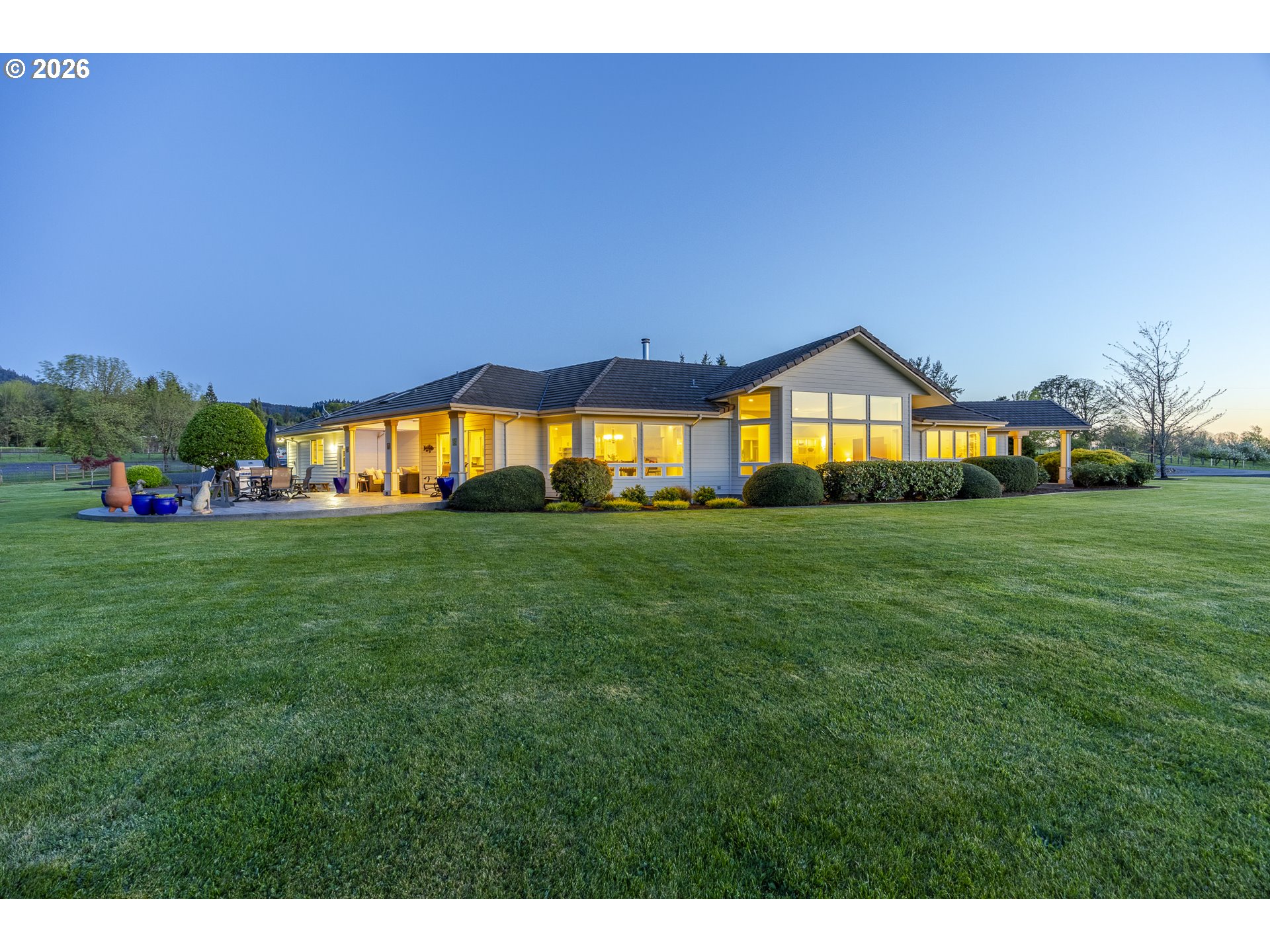 33685 Van Duyn Road Eugene, OR 97408 - Photo 7 of 48