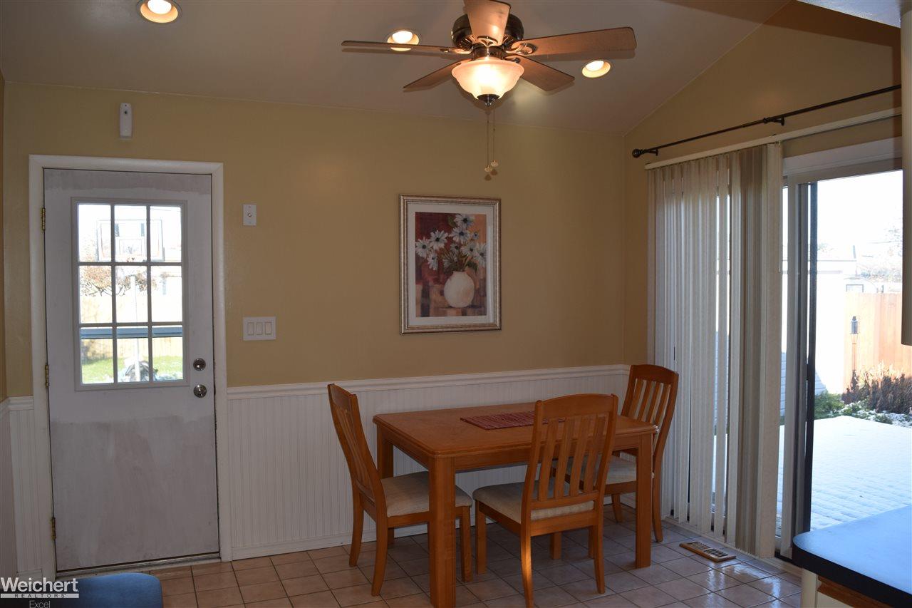 18021 Rainbow Road Fraser, MI 48026 - Photo 23 of 61 31371716-22.JPG