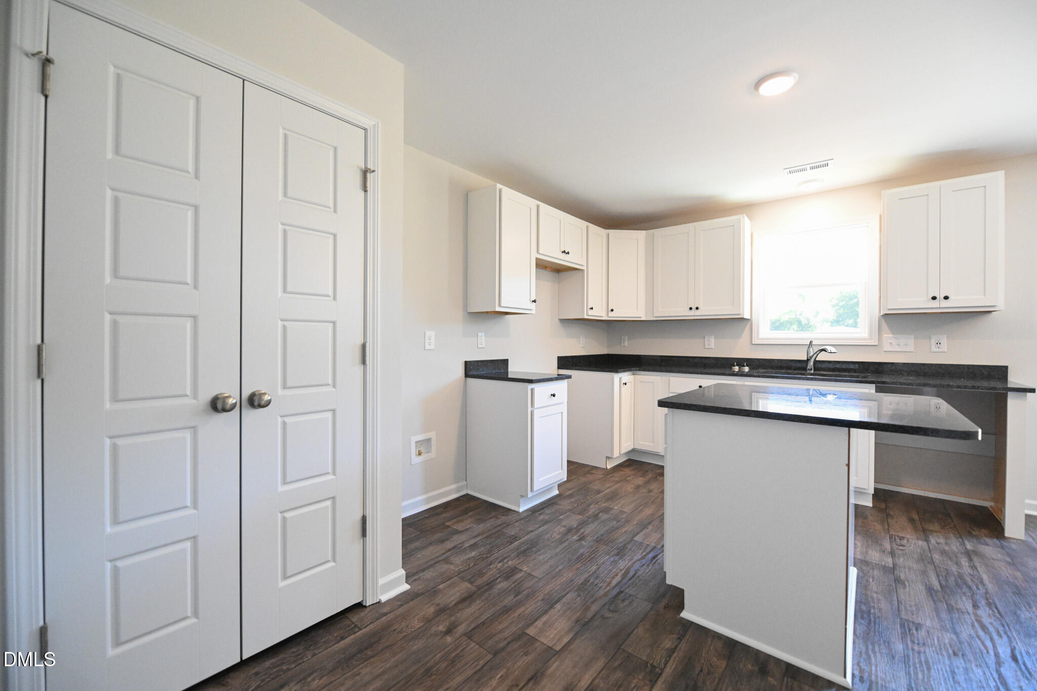 5877 Panther Drive, Unit (LOT 1) Hope Mills, NC 28348 - Photo 14 of 34 012