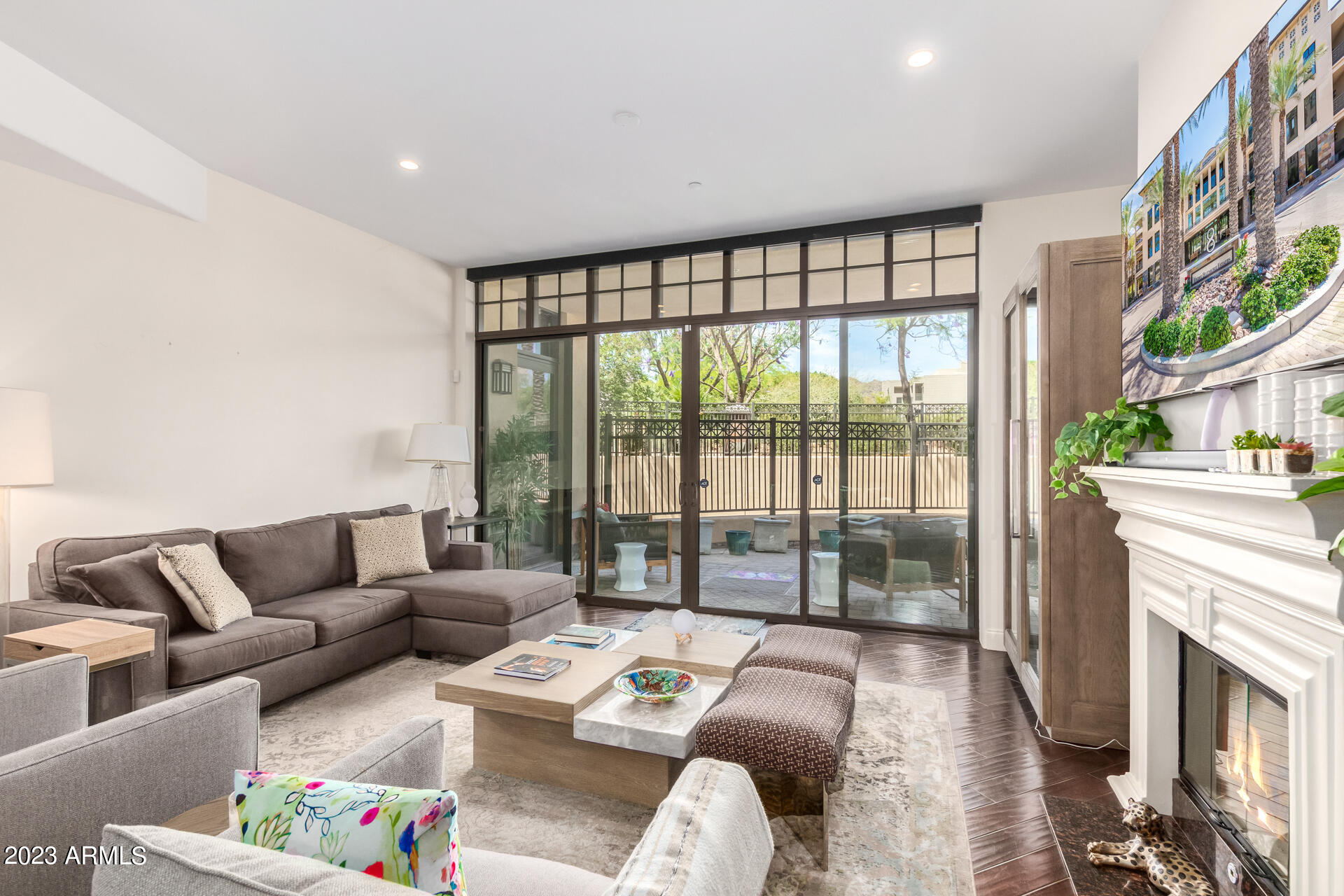 8 Biltmore Estate, Unit 114 Phoenix, AZ 85016 - Photo 2 of 25 0005-05-Biltmore Estates