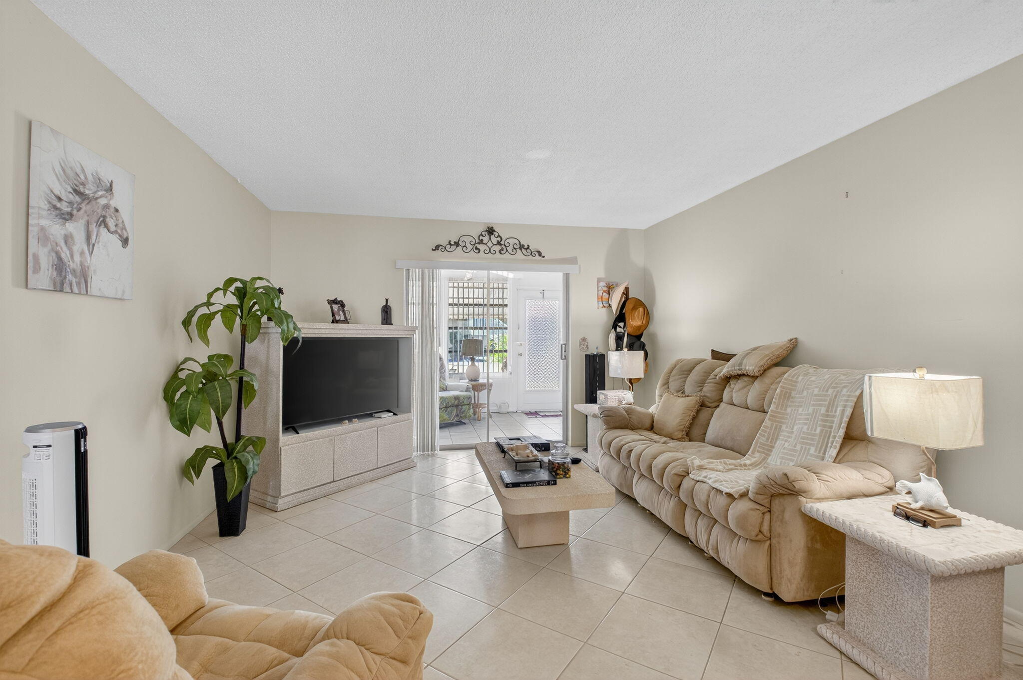 2152 Northeast 1st Way, Unit 101 Boynton Beach, FL 33435 - Photo 11 of 31 Village Royale 12