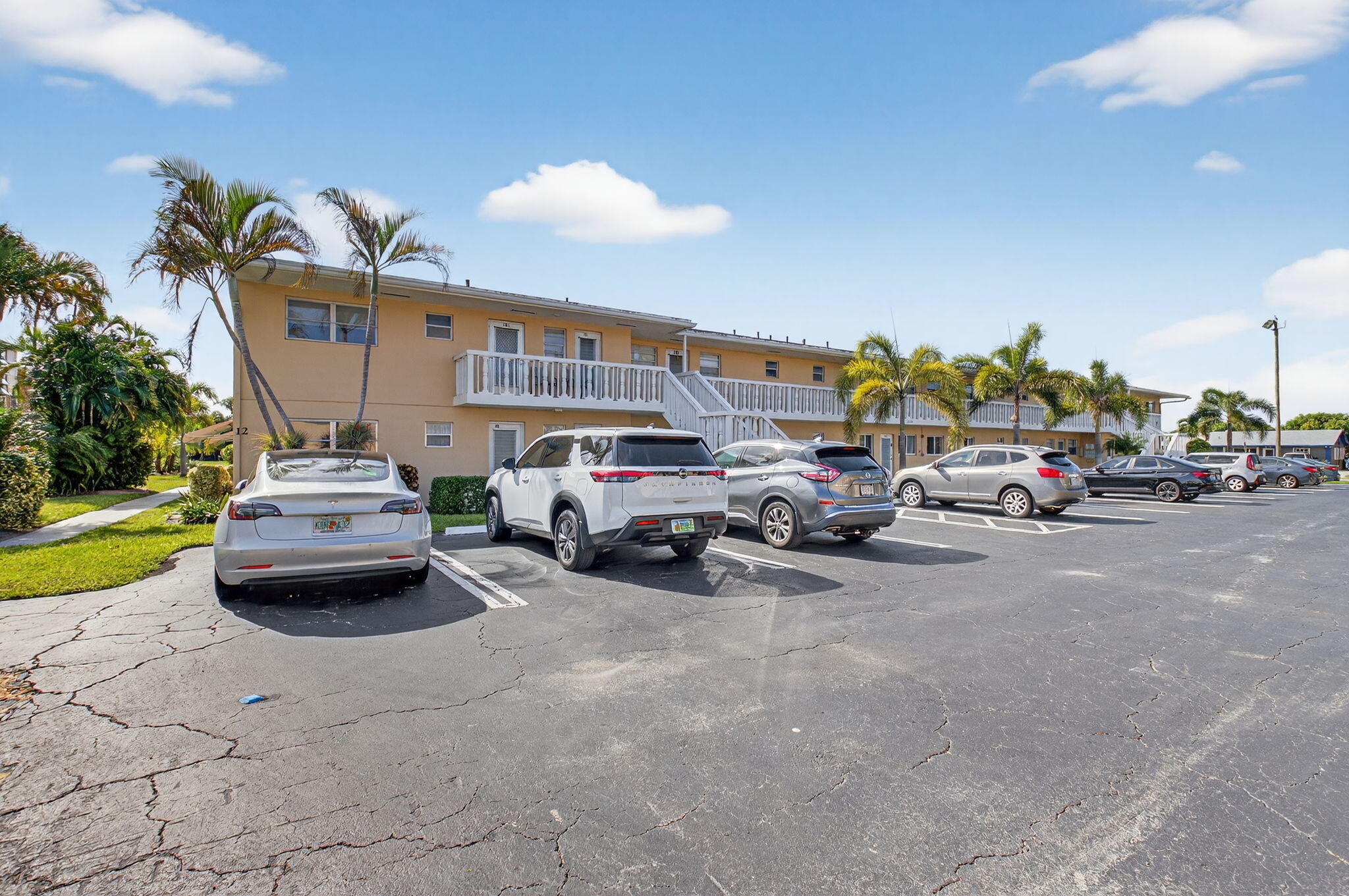 2152 Northeast 1st Way, Unit 101 Boynton Beach, FL 33435 - Photo 2 of 31 Village Royale 1