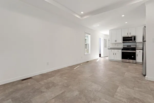 $205,000 | 98 Newbury Street, Unit 2B, Danvers, MA 01923