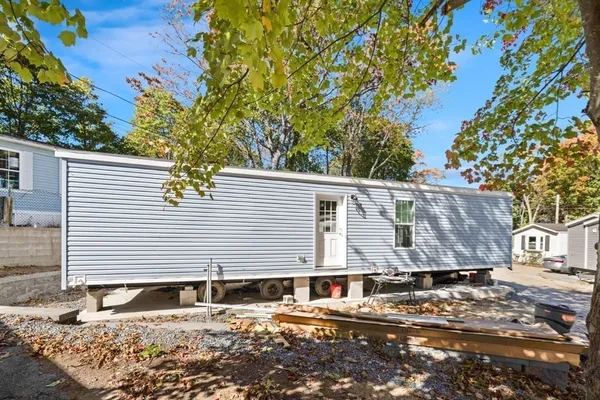 $205,000 | 98 Newbury Street, Unit 2B, Danvers, MA 01923