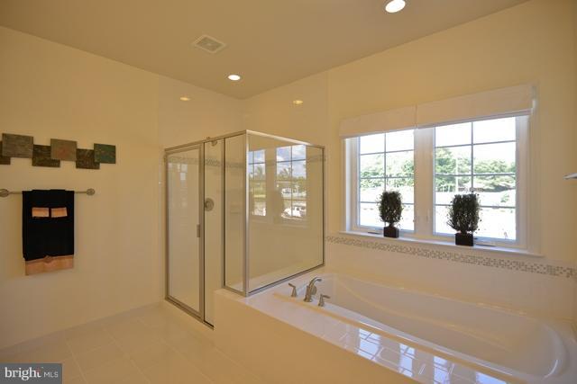 9517 Spring Hill Farm Way Manassas, VA 20111 - Photo 14 of 21 Bath (Master) - Photo Similar to Home Being Built