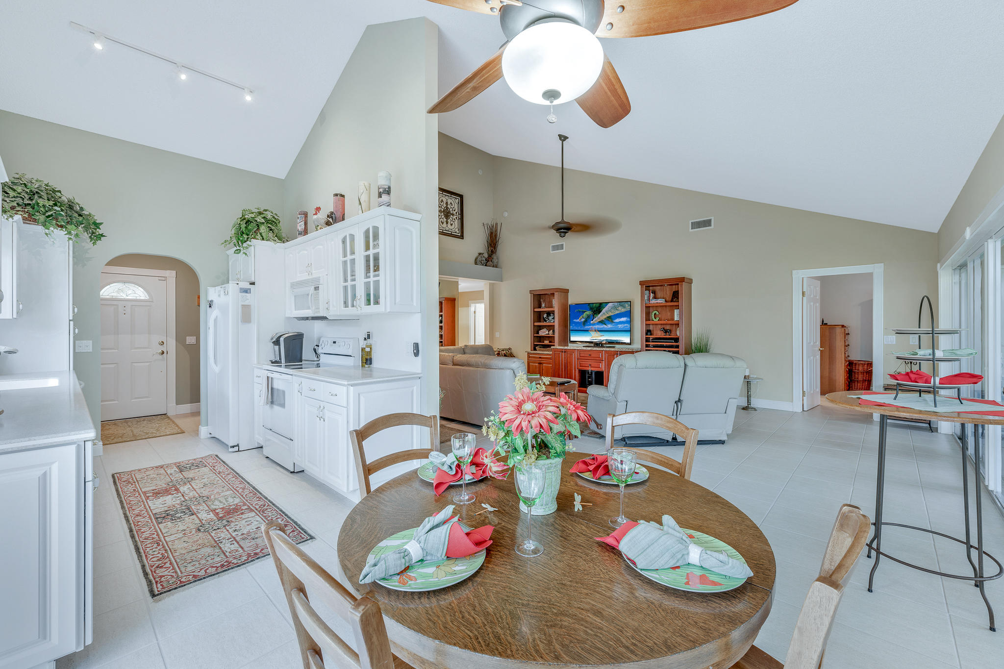 323 Ridge Road Jupiter, FL 33477 - Photo 10 of 44 Dining Area