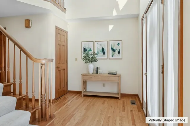 $835,000 | 723 Mesa Drive, Naperville, IL 60565