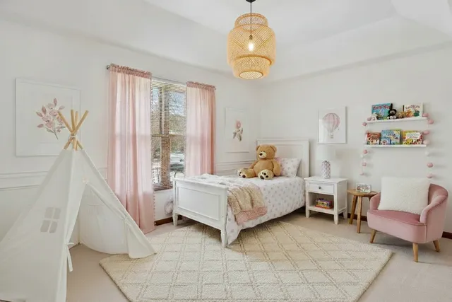 $835,000 | 723 Mesa Drive, Naperville, IL 60565