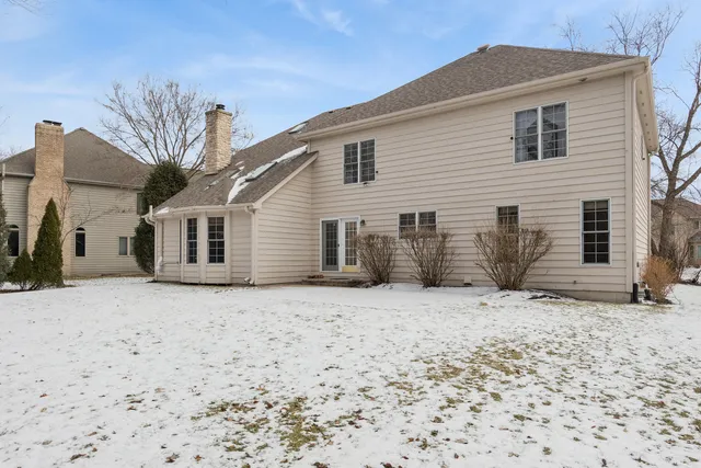 $835,000 | 723 Mesa Drive, Naperville, IL 60565