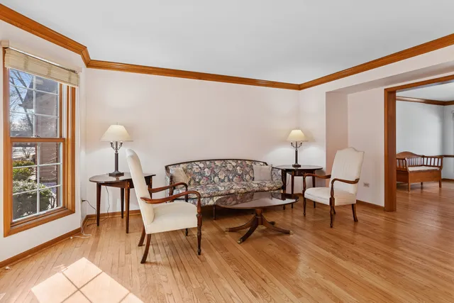 $835,000 | 723 Mesa Drive, Naperville, IL 60565