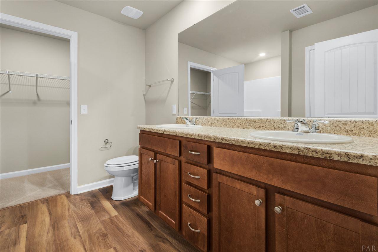 8973 Skip Stone Road Milton, FL 32583 - Photo 16 of 32 Gallery Image 16