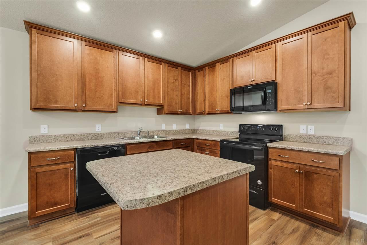 8973 Skip Stone Road Milton, FL 32583 - Photo 3 of 32 Gallery Image 3