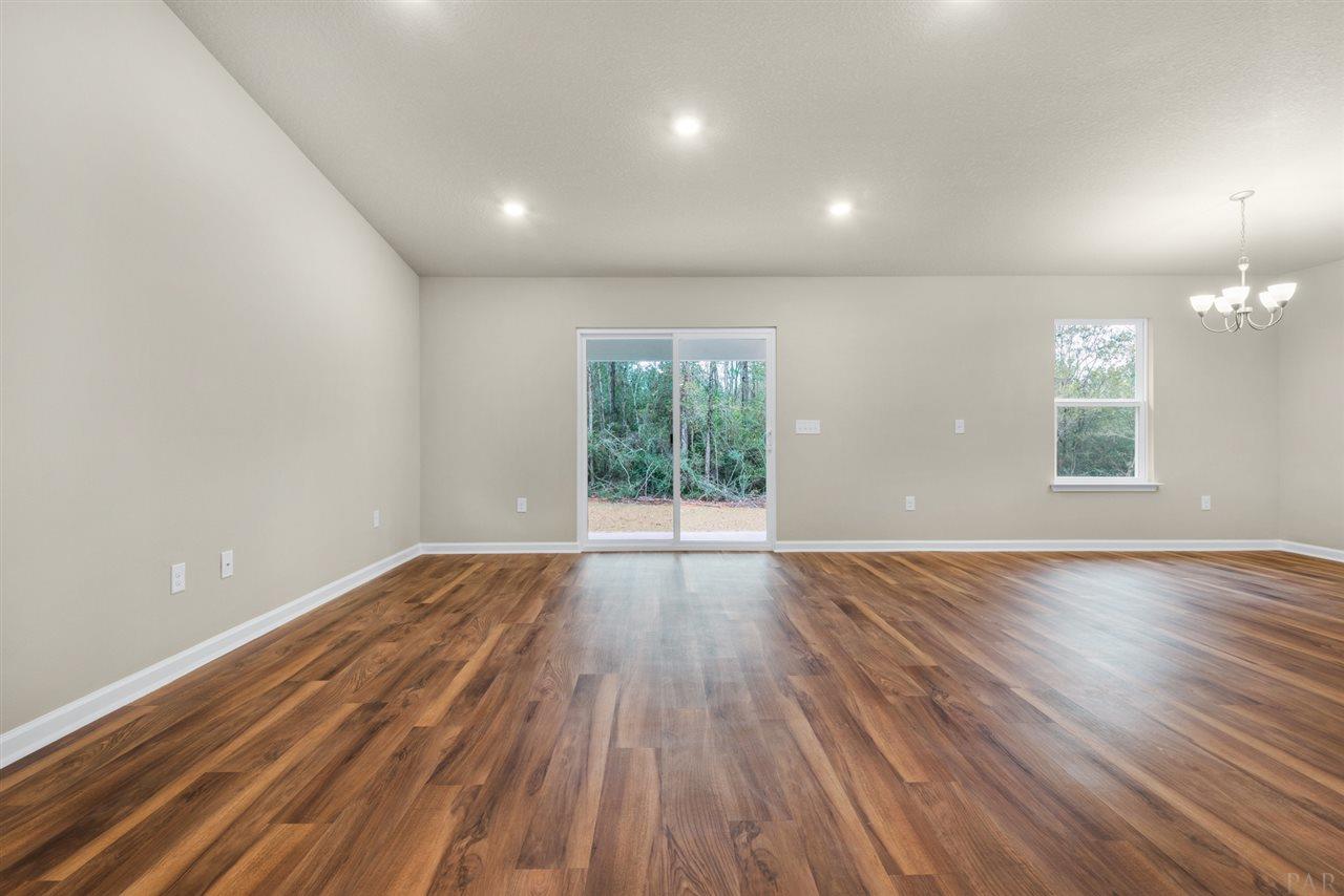 8973 Skip Stone Road Milton, FL 32583 - Photo 5 of 32 Gallery Image 5