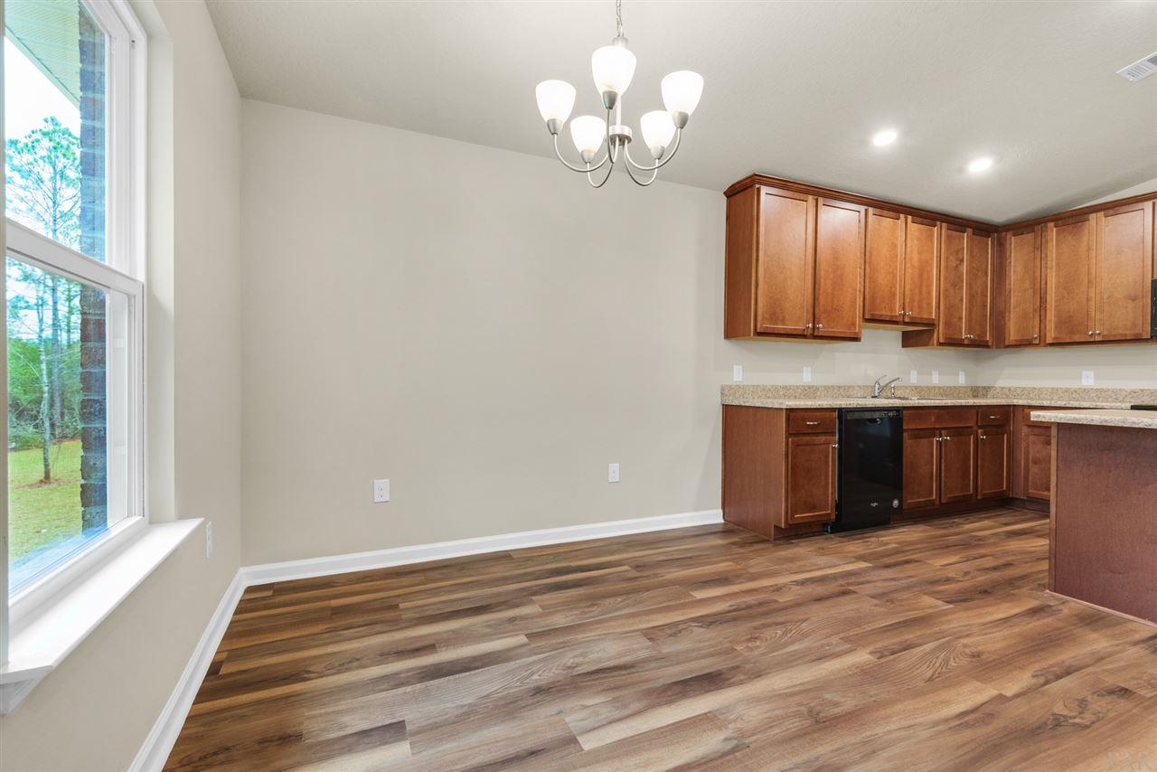 8973 Skip Stone Road Milton, FL 32583 - Photo 8 of 32 Gallery Image 8