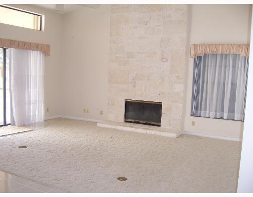 20681 Bay Brooke Court Boca Raton, FL 33498 - Photo 8 of 16 LIVING ROOM
