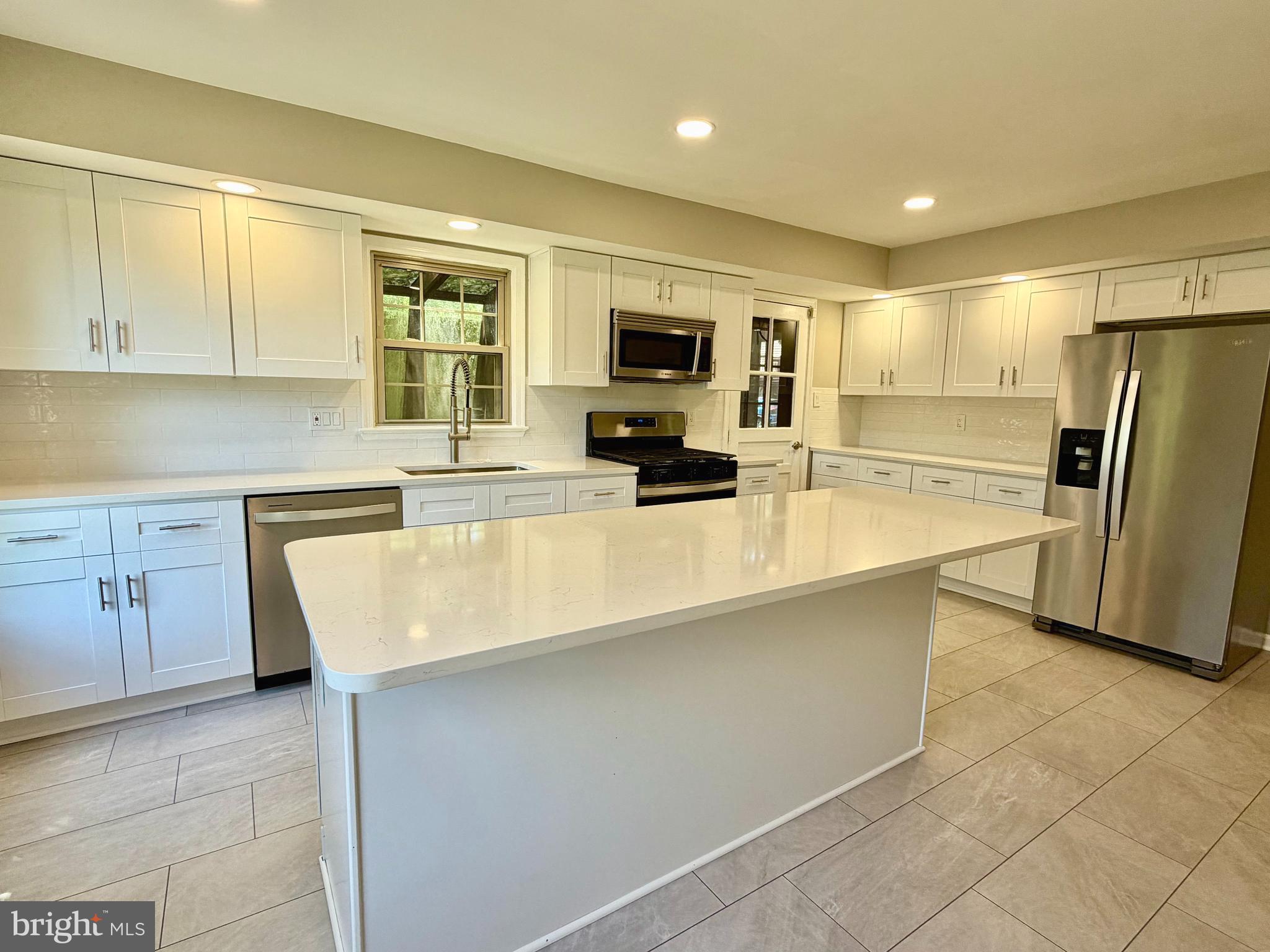 9106 Jones Mill Road Chevy Chase, MD 20815 - Photo 7 of 22