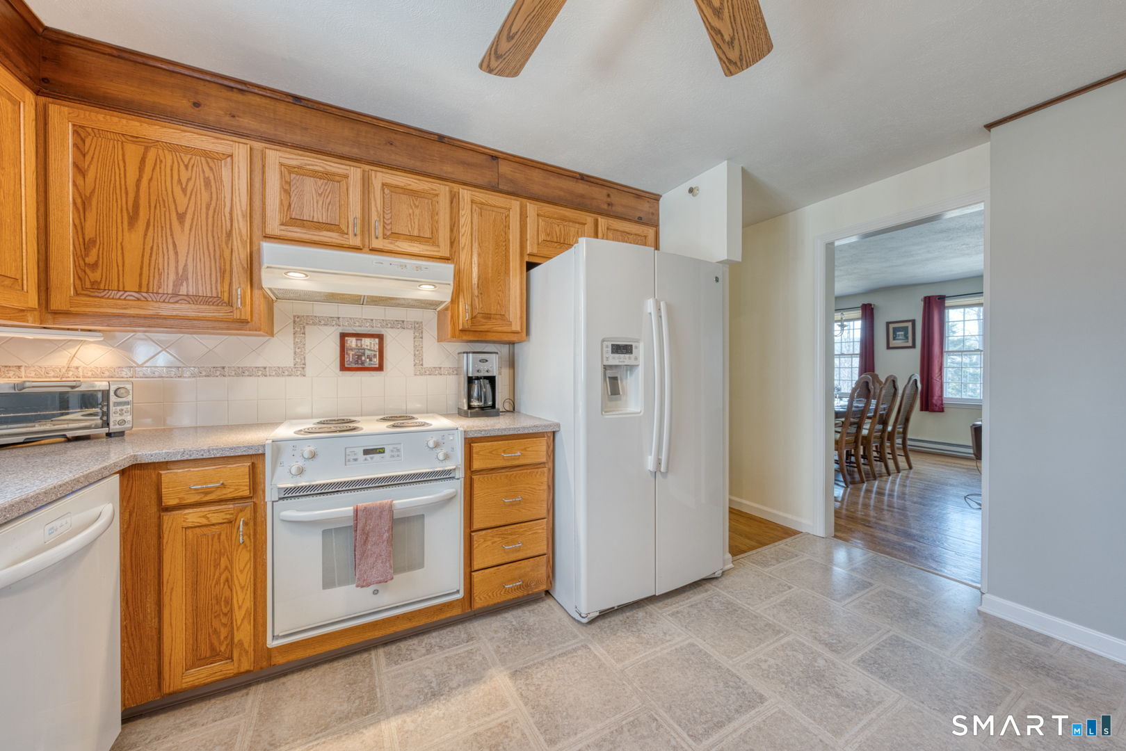 270 Higby Road Middletown, CT 06457 - Photo 11 of 40