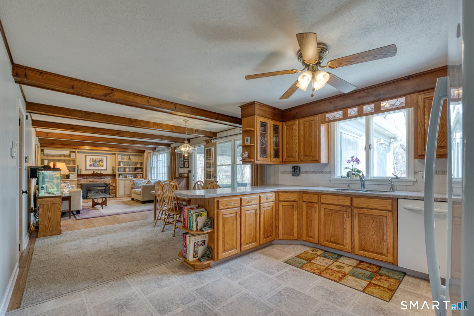 270 Higby Road Middletown, CT 06457 - Photo 12 of 40