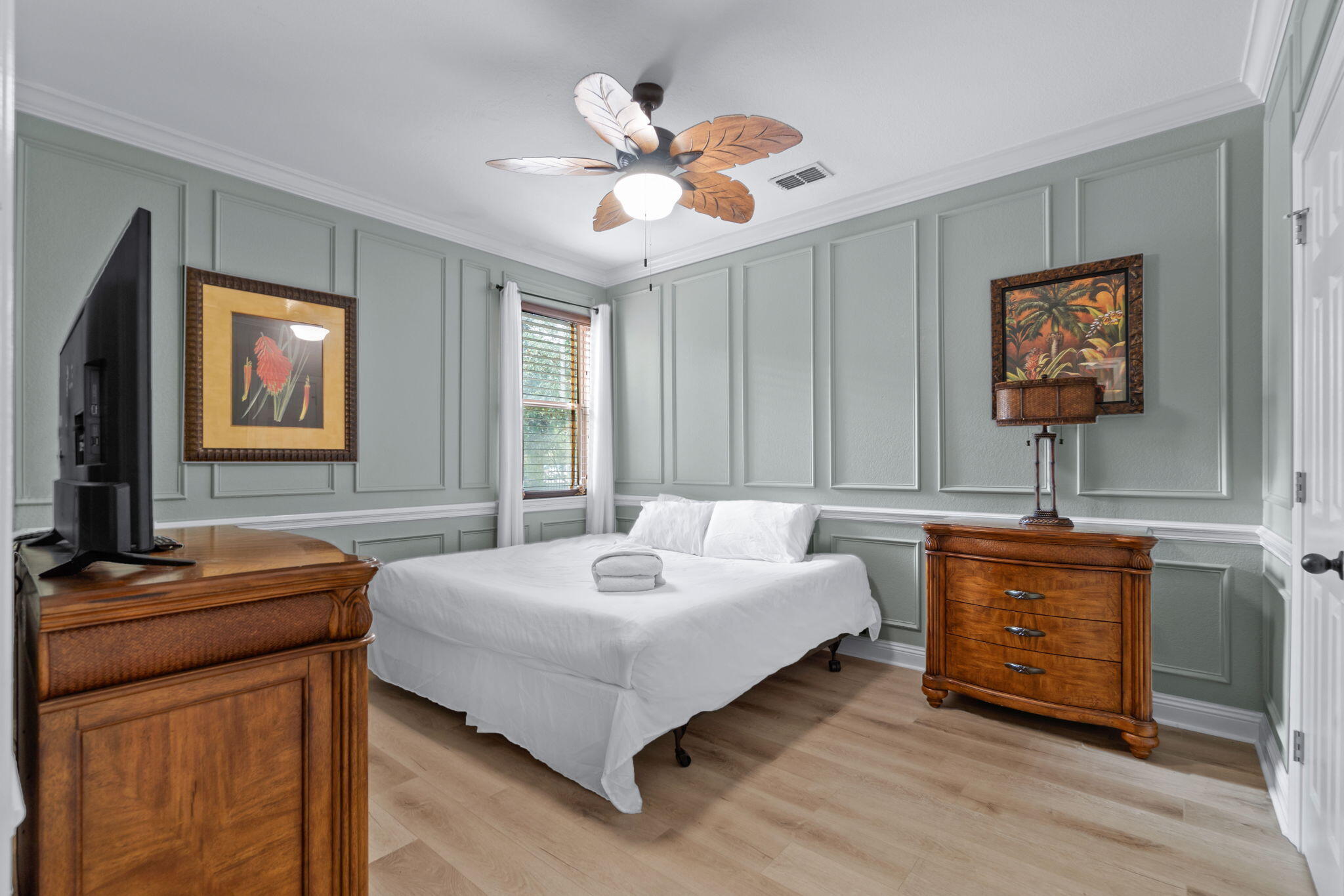 228 Grand Key Loop West Destin, FL 32541 - Photo 17 of 62 First Floor King