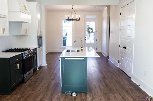 $281,000 | 5704 Goodwood Crossing Lane, Baton Rouge, LA 70806