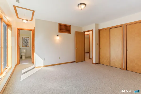 $559,900 | 68 Tawney Drive, Bethany, CT 06524