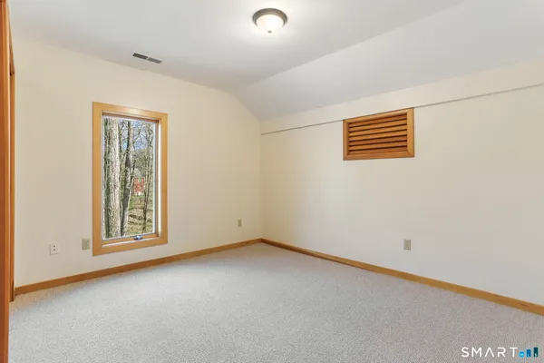$559,900 | 68 Tawney Drive, Bethany, CT 06524