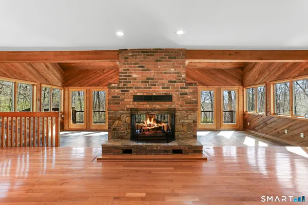 $559,900 | 68 Tawney Drive, Bethany, CT 06524