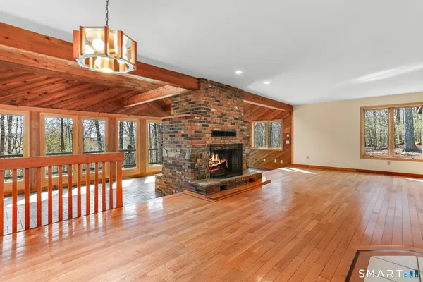 $559,900 | 68 Tawney Drive, Bethany, CT 06524