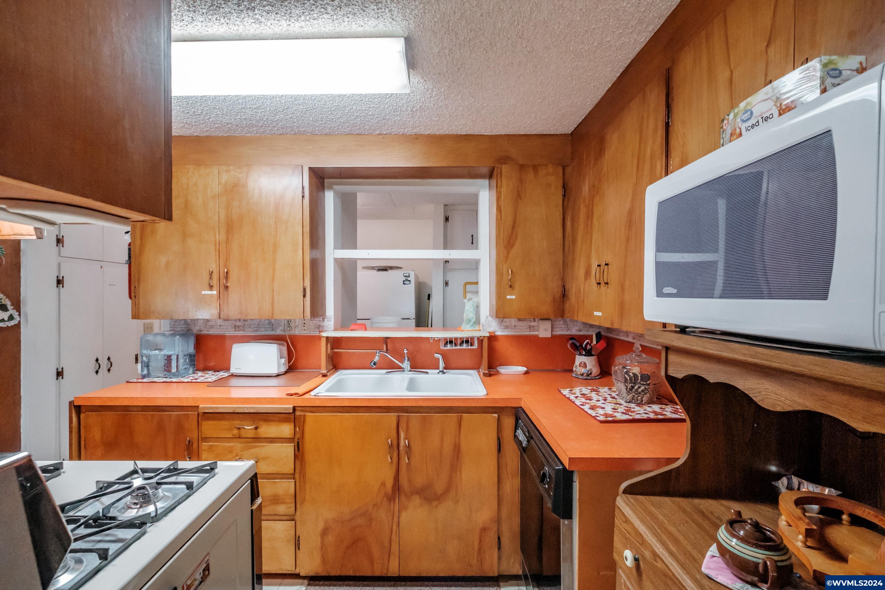 28436 Liberty Road Sweet Home, OR 97386 - Photo 15 of 42 Gallery Image 15