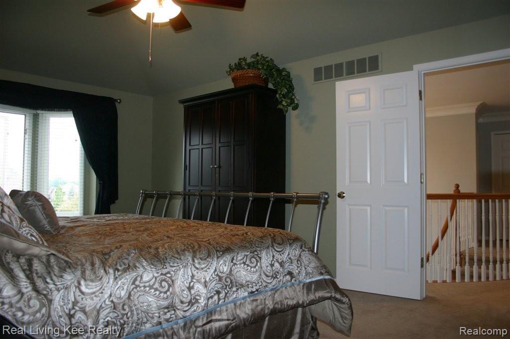 3969 Elk Drive Rochester, MI 48306 - Photo 24 of 52 Master Bedroom..JPG