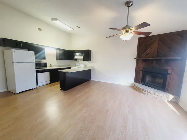 $1,150 | 3986 Breezee Court, Tallahassee, FL 32303