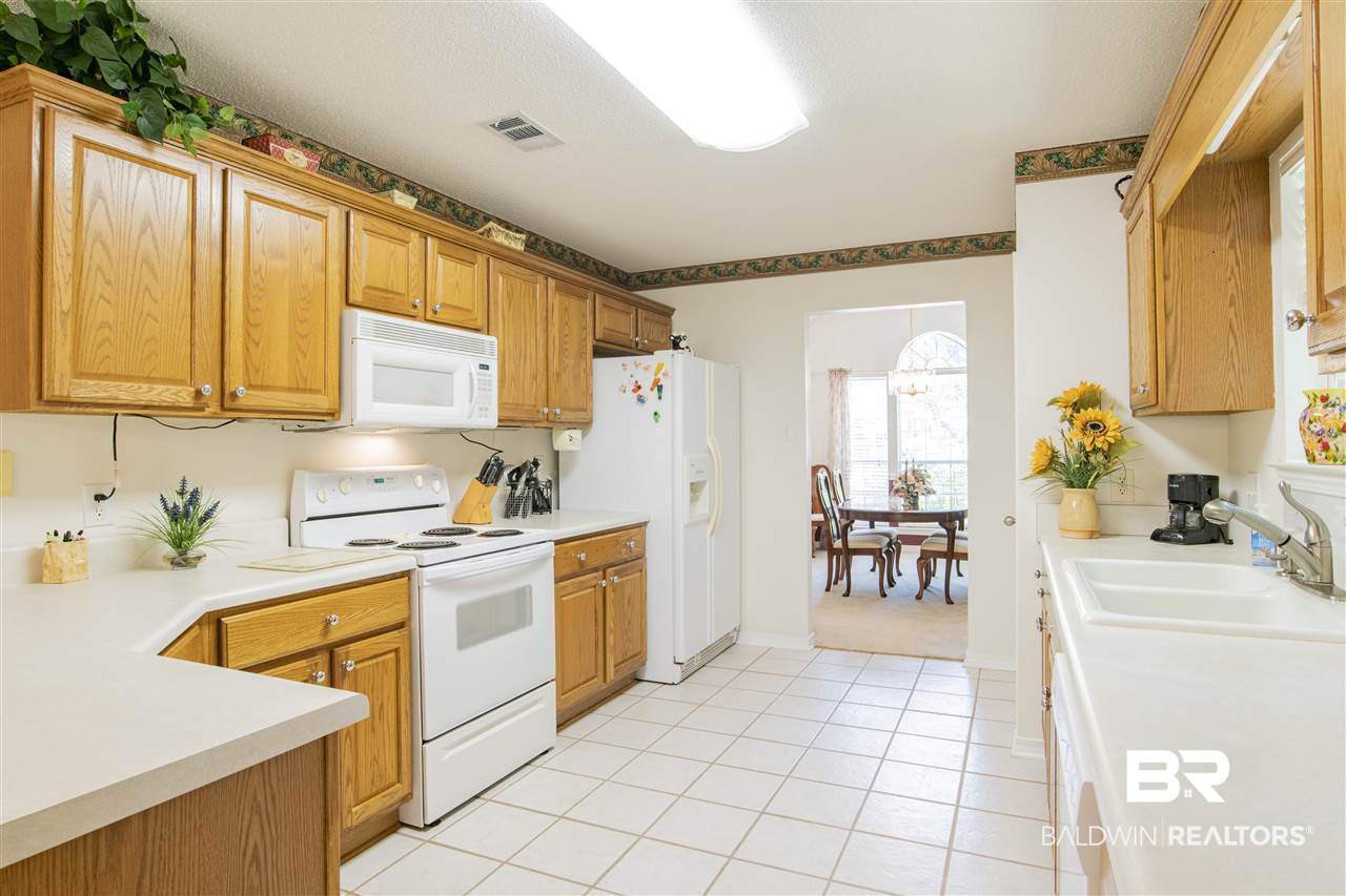 9602 Nottingham Court Daphne, AL 36526 - Photo 11 of 18