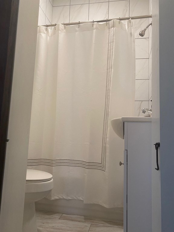 2708 Winbern Street Houston, TX 77004 - Photo 10 of 17 a bathroom with a shower