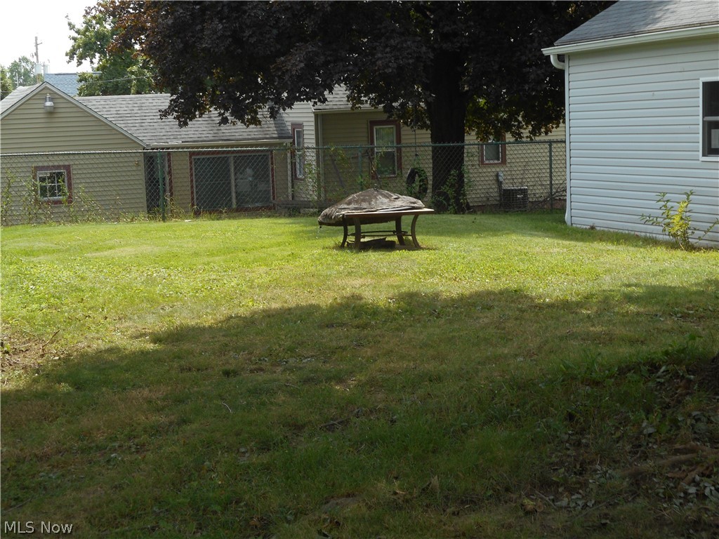 1220 Reed Avenue Akron, OH 44306 - Photo 17 of 18 Gallery Image 17