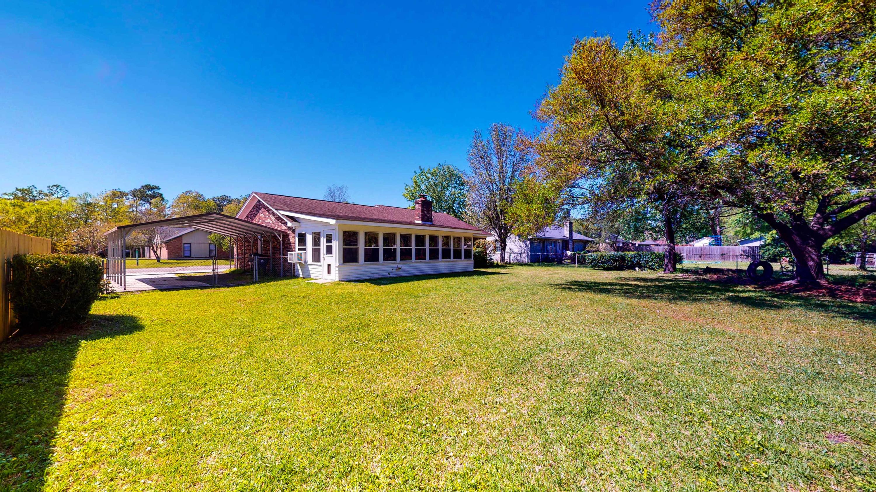 112 Kershaw Road Summerville, SC 29486 - Photo 31 of 34 112 Kershaw Road 32