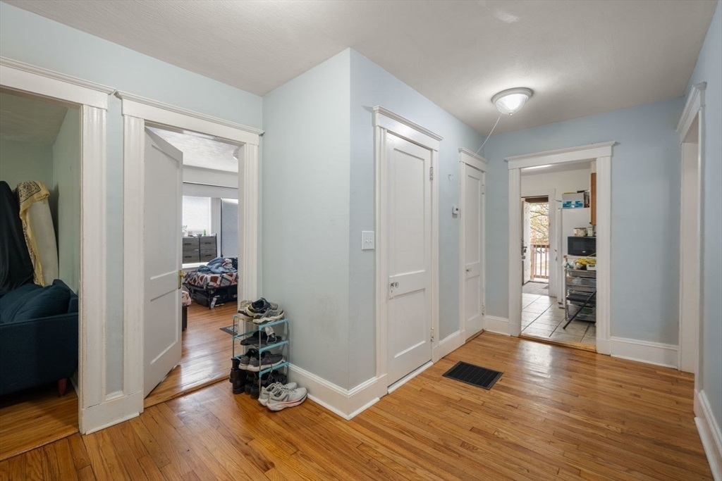 18 Claymoss Road, Unit 1 Boston, MA 02135 - Photo 16 of 24