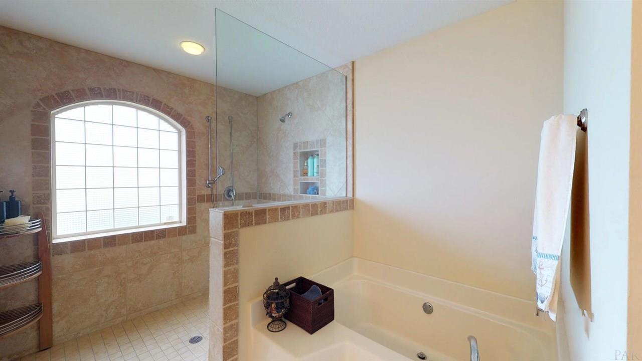 2240 Reed Ridge Court Navarre, FL 32566 - Photo 20 of 26 Gallery Image 20
