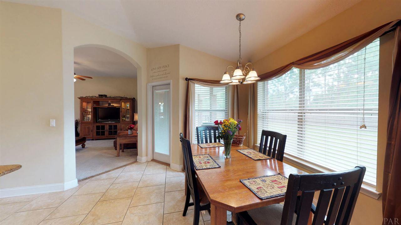 2240 Reed Ridge Court Navarre, FL 32566 - Photo 9 of 26 Gallery Image 9